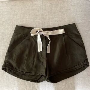 Green Linen Wilfred Shorts